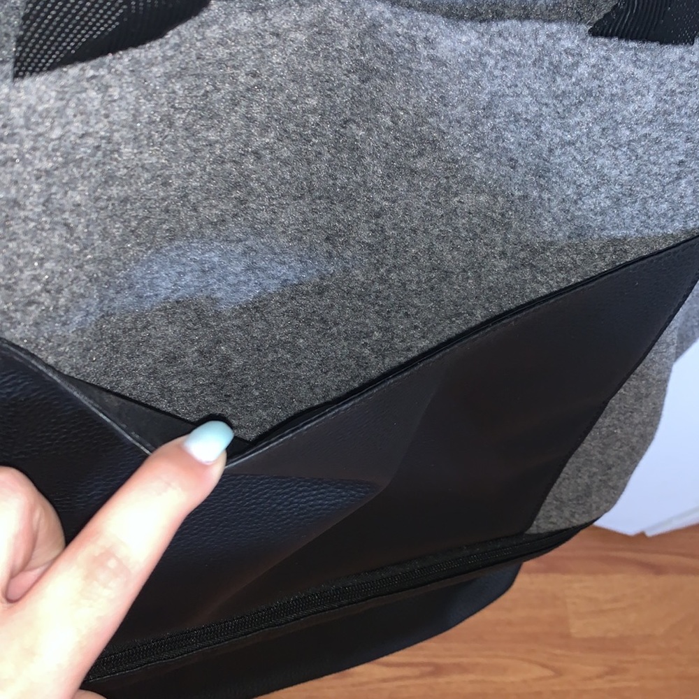 DSW faux wool & leather tote - Picture 5 of 9